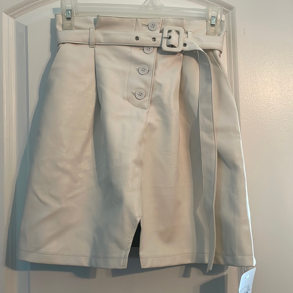 Leather skirt